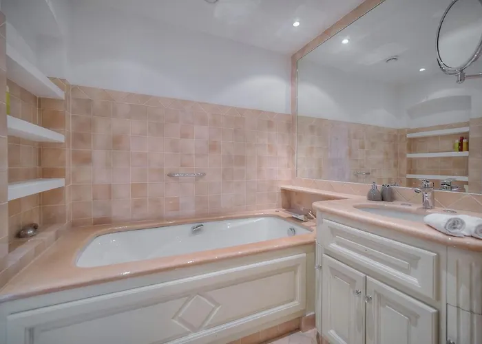 Ref 1174 - With Sea View Semesterbostad Cannes